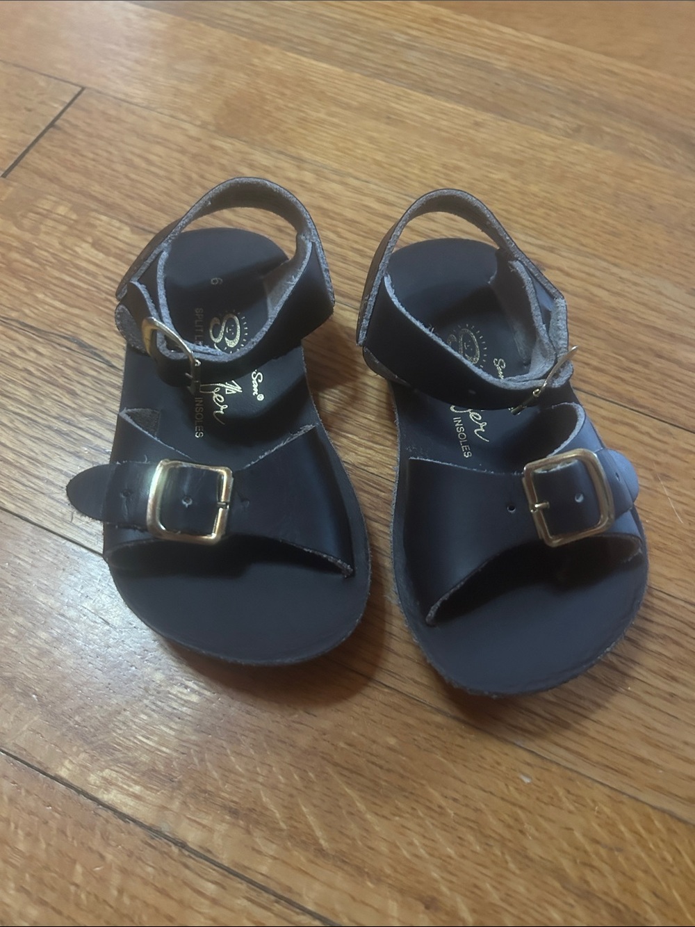 Children's Black Buckle Sandals